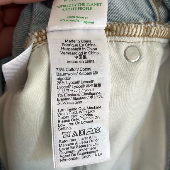 JCREW 9" Demi-Boot Crop Jeans Sz 31P Raw Hem Light Wash - Picture 6 of 7